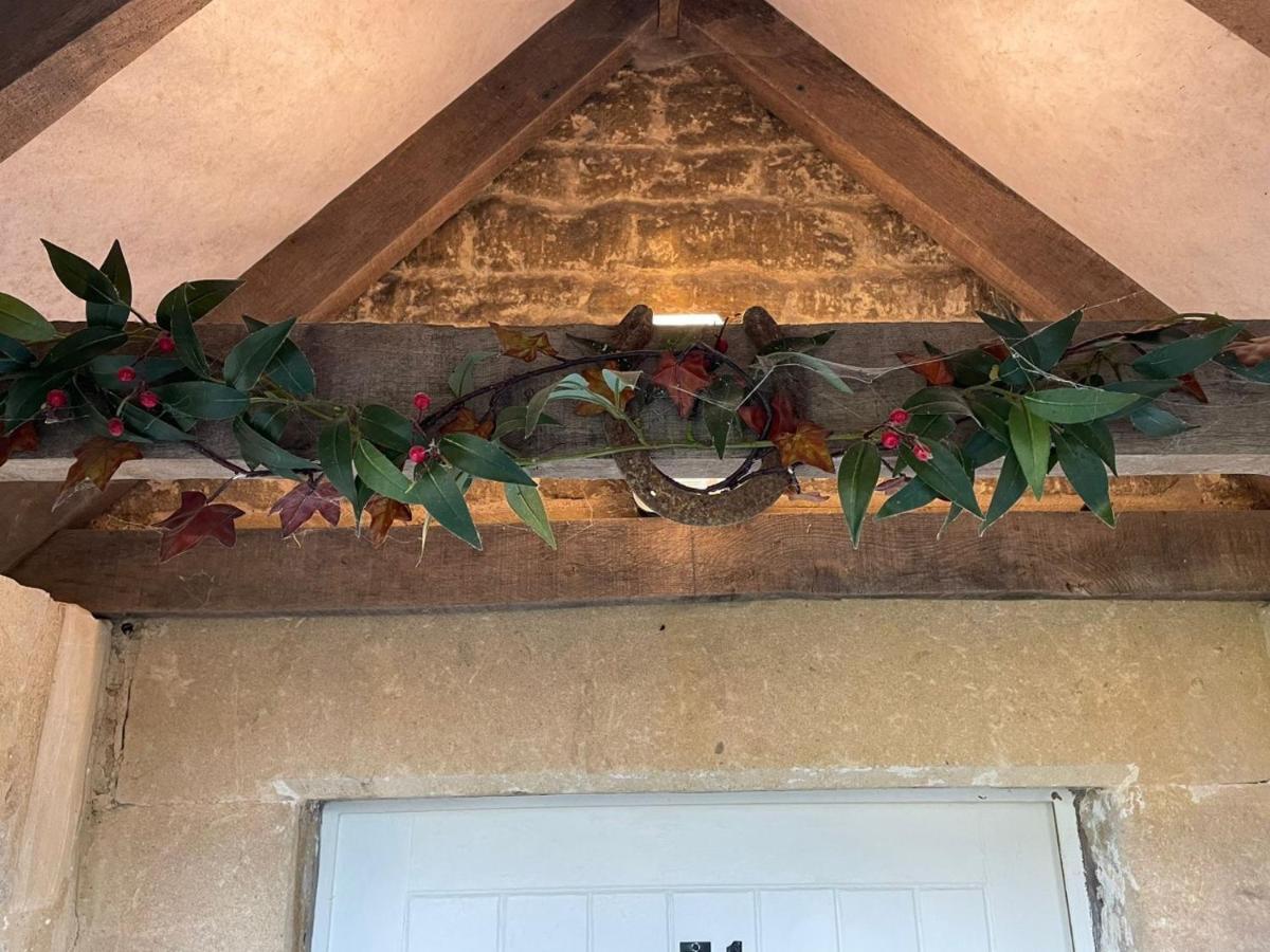 Hebe Cottage - Idyllic And Homely With Attention To Detail Atworth Екстериор снимка