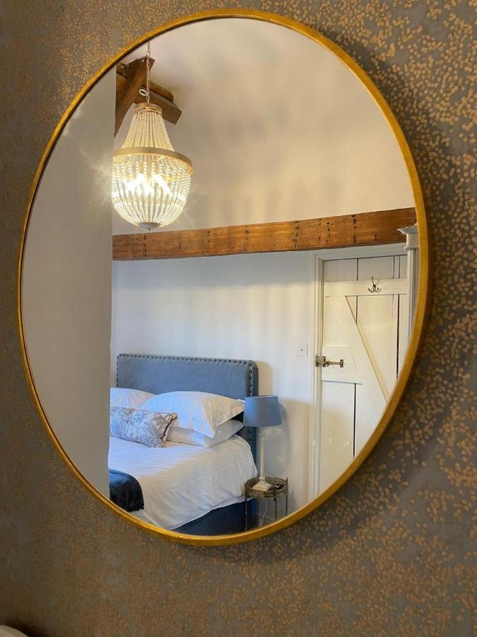 Hebe Cottage - Idyllic And Homely With Attention To Detail Atworth Екстериор снимка