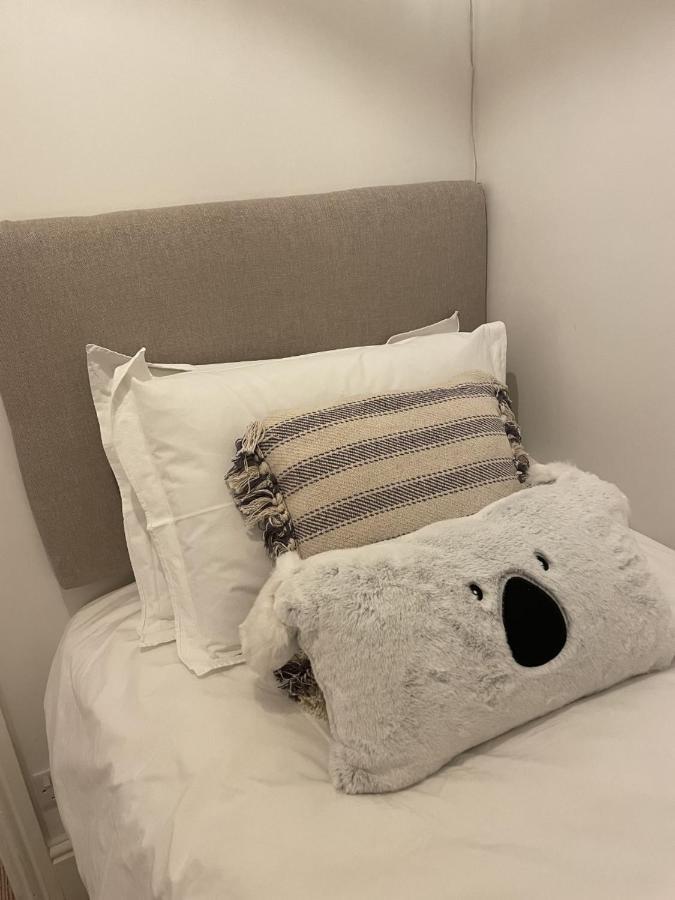 Hebe Cottage - Idyllic And Homely With Attention To Detail Atworth Екстериор снимка